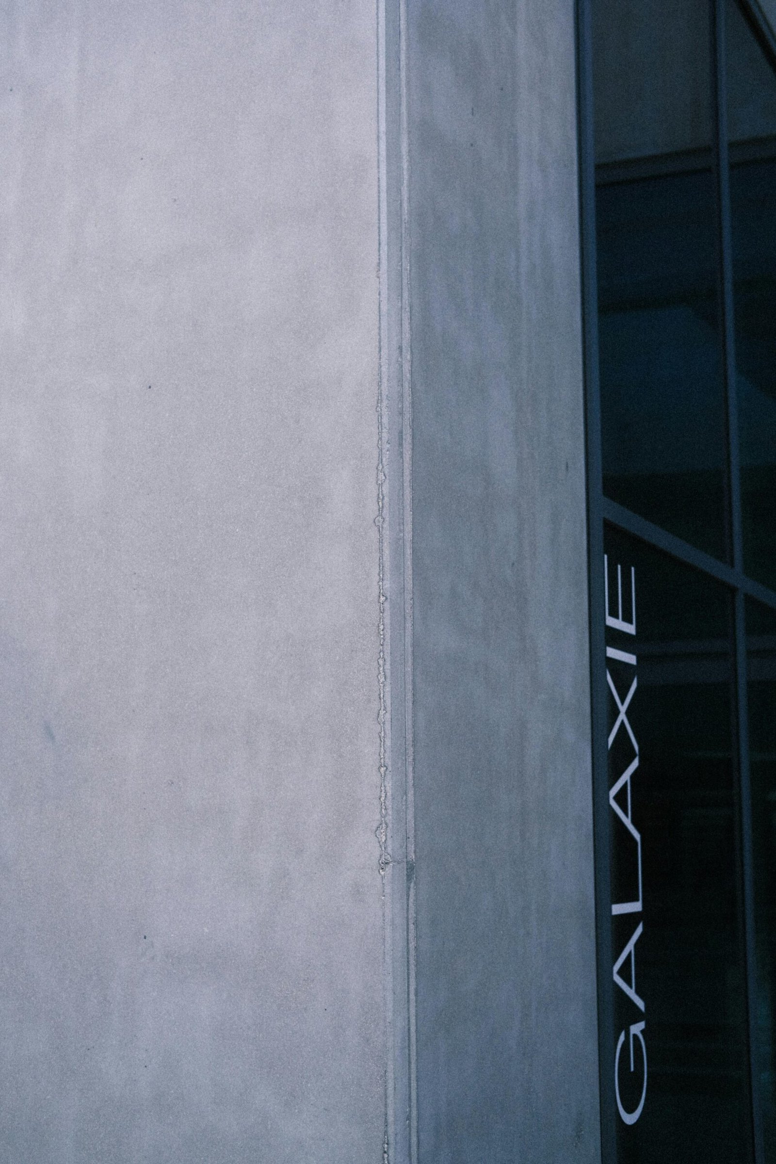 Lewisville-Commercial-Caulking